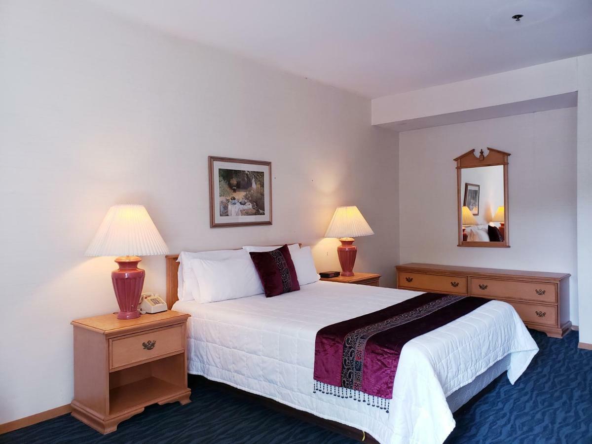 Totem Lake Hotel Kirkland Exterior foto